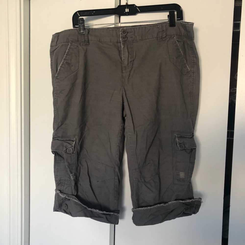 Buckle BKE Charcoal Capris